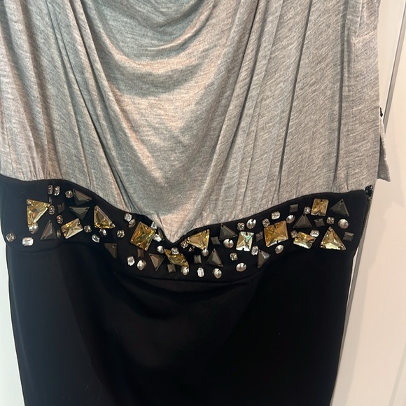 La ROK LUXE Dress - Picture 3 of 8